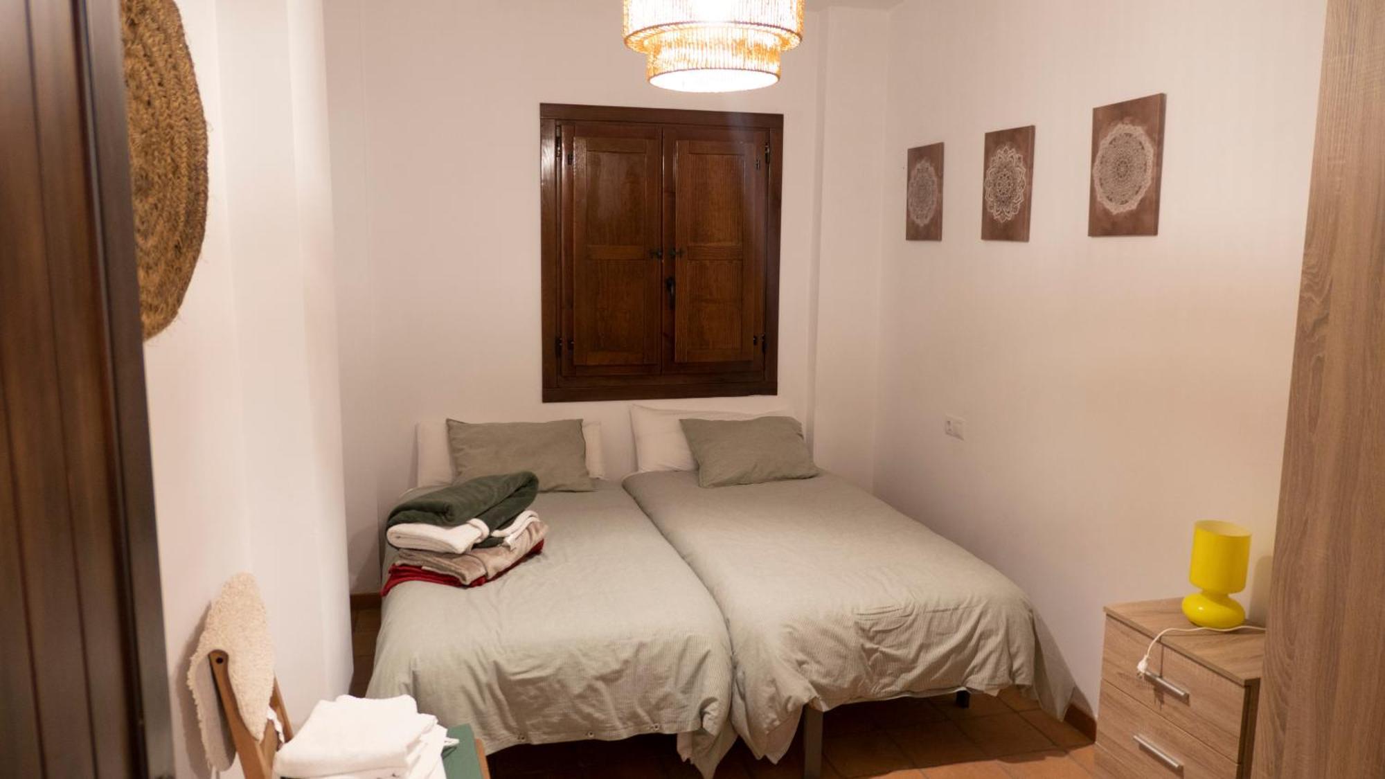 La Casa De La Lobita Villa เบเนากาซ ภายนอก รูปภาพ